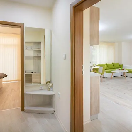 Apartmán Domus Grand With Parking
