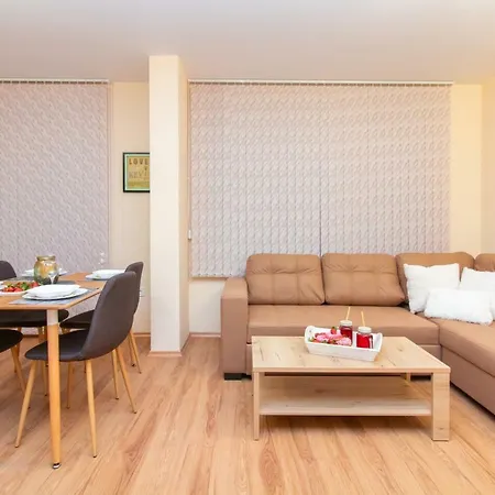 Apartmán Domus Grand With Parking
