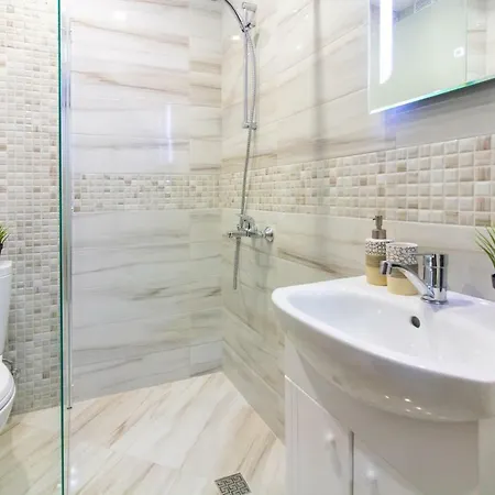 Domus Grand *