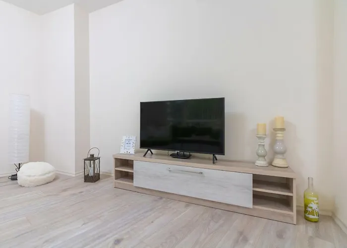 Apartament Domus Grand With Parking *